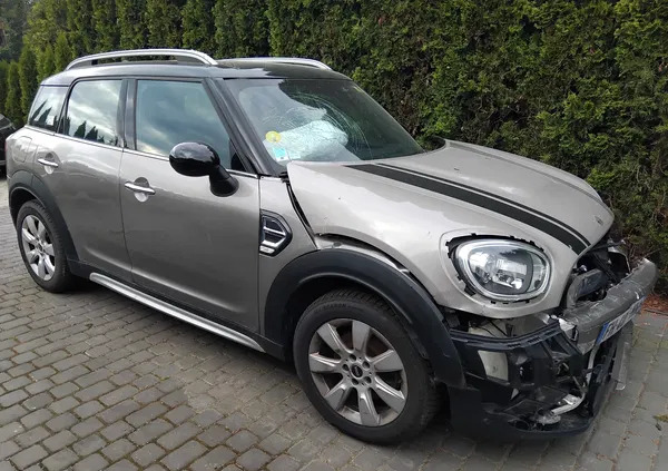 wielkopolskie MINI Countryman cena 37900 przebieg: 105000, rok produkcji 2018 z Luboń